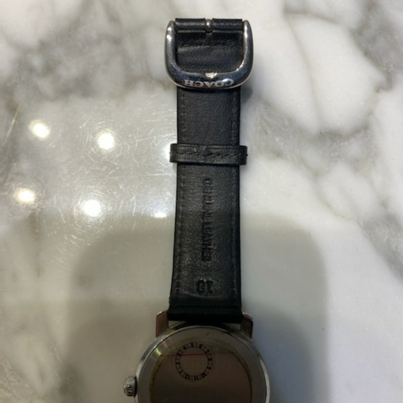 Coach watch - Picture 4 of 4